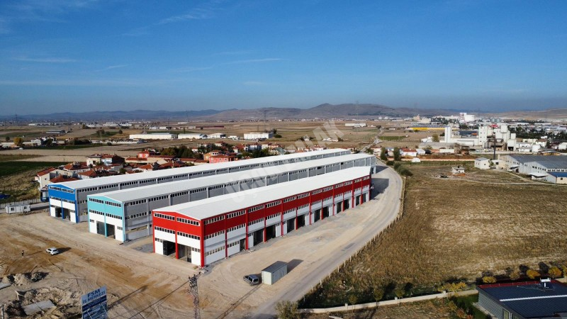 AFYON ÜÇOK EMLAKTAN ANKARAYOLU ÜZERİ SATILIK SIFIR DÜKKAN İŞYERLERİ