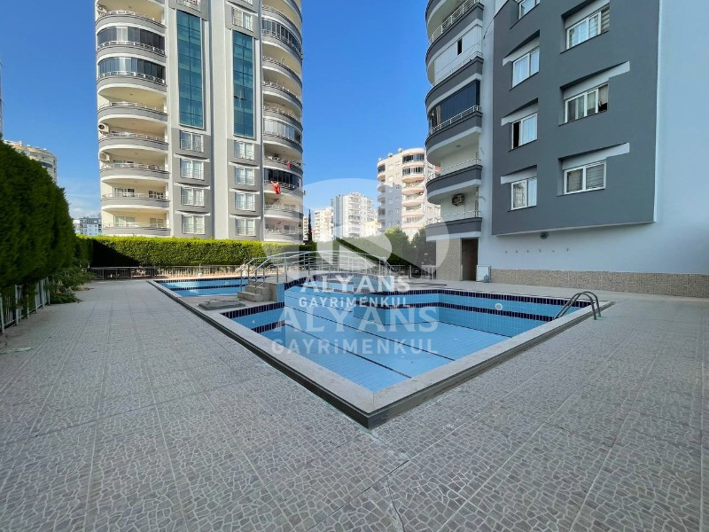 ALYANS'TAN HARİKA KONUMUYLA ELİT SİTE İÇERİSİNDE FERAH 4+1