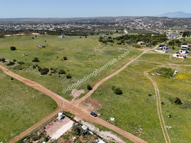 DİDİM DE  SATILIK İMARLI ARSA 340M2 ZÜMRÜTTEPENİN YANIBAŞINDA 