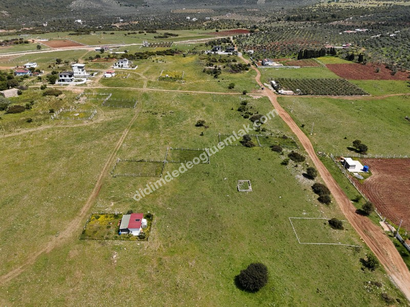 DİDİM DE  SATILIK İMARLI ARSA 340M2 ZÜMRÜTTEPENİN YANIBAŞINDA 