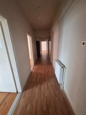 GÜVENAY -  ÇORUM GÜLABİBEY RÜSTEM EREN PARKI KARŞISI  3+1 KİRALIK DAİRE