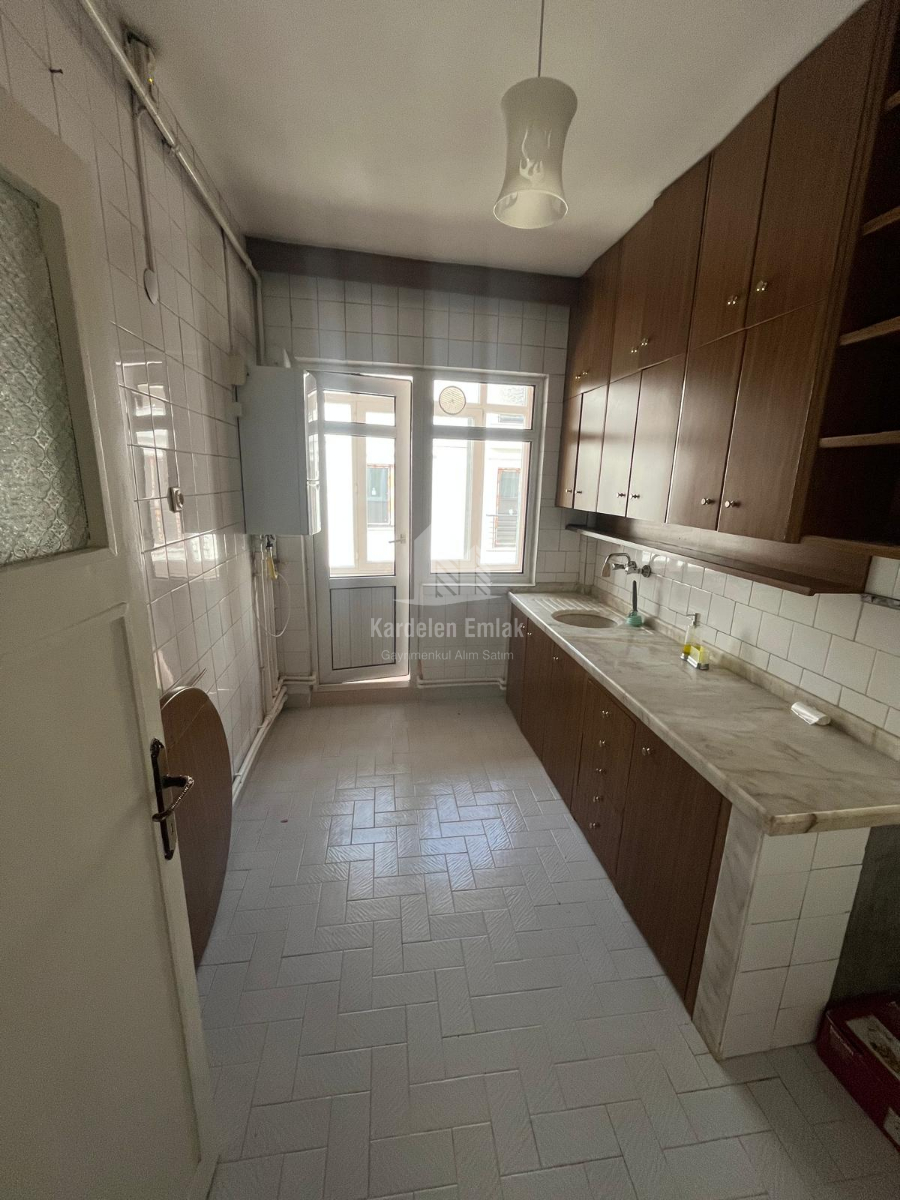 KİTİRLER MAHALLESİ'NDE SATILIK 3+1 DAİRE