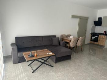 KÜÇÜK  KAYMAKLI'DA 2+1 FUL EŞYALI PENTHOUSE DAİRE 