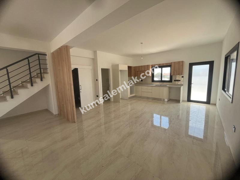 GİRNE BOĞAZ'DA TÜRK MALI 3+1 İKİZ MÜSTAKİL EV 