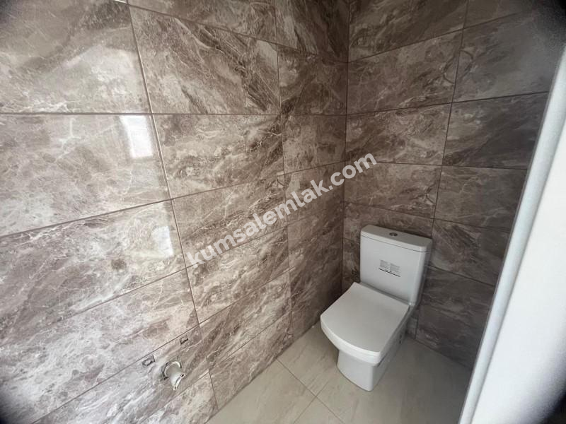 GİRNE BOĞAZ'DA TÜRK MALI 3+1 İKİZ MÜSTAKİL EV 