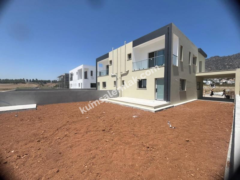GİRNE BOĞAZ'DA TÜRK MALI 3+1 İKİZ MÜSTAKİL EV 