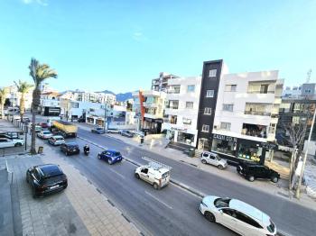 KKTC Girne Merkezde Ana Cadde Üzeri Tabela Değeri Yüksek Satılık 2+1 Dubleks Ofis