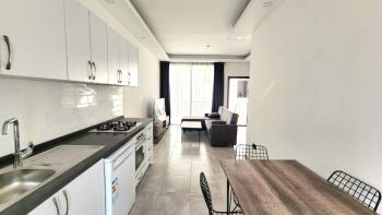 Kıbrıs Girne Karaoğlanoğlu'nda Site İçerisinde Denize 100 Metre Satılık 1+1 Daire