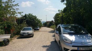 BURSA GEMLİK HİSAR TAPULU, PLAJA SADECE 80 METRE, 2 KAT VİLLA İMARLI SATILIK 505 M2 ARSA