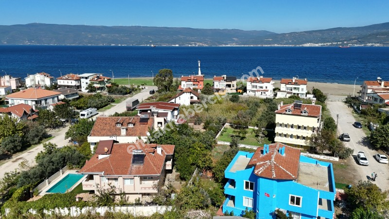 BURSA GEMLİK HİSAR TAPULU, PLAJA SADECE 80 METRE, 2 KAT VİLLA İMARLI SATILIK 505 M2 ARSA