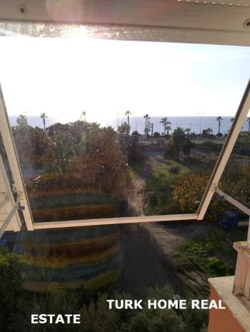 3+1  satılık  daire Denize Sıfır sitede 