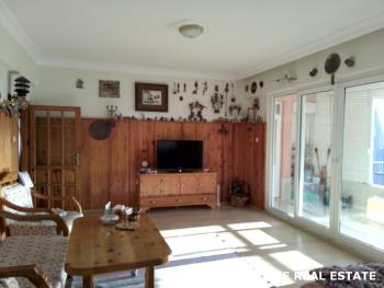 3+1  satılık  daire Denize Sıfır sitede 