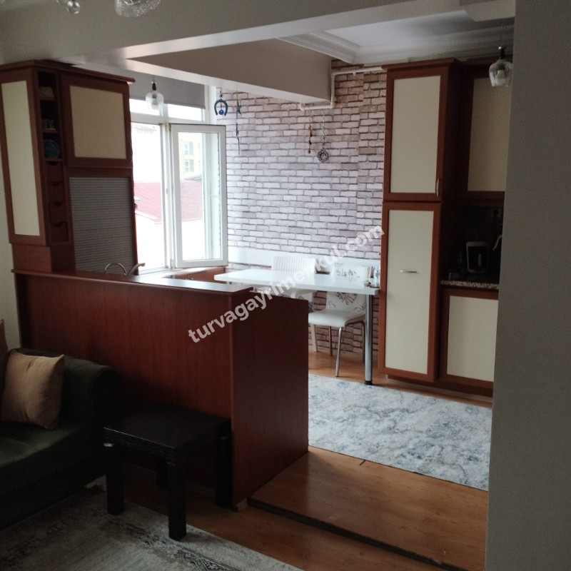 ÇARŞI MERKEZİNE VE ÇARDAKLI ÇEŞME DURAĞINA YAKIN 3+1 KİRALIK DAİRE 