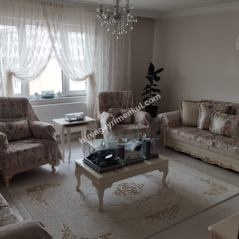 ÇARŞI MERKEZİNE VE ÇARDAKLI ÇEŞME DURAĞINA YAKIN 3+1 KİRALIK DAİRE 