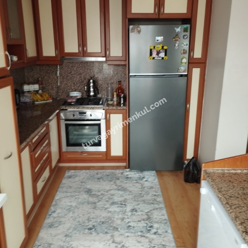 ÇARŞI MERKEZİNE VE ÇARDAKLI ÇEŞME DURAĞINA YAKIN 3+1 KİRALIK DAİRE 