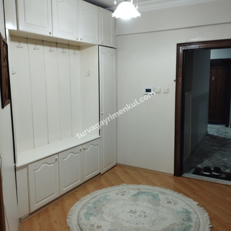 ÇARŞI MERKEZİNE VE ÇARDAKLI ÇEŞME DURAĞINA YAKIN 3+1 KİRALIK DAİRE 