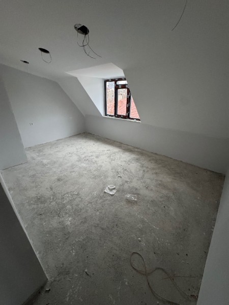 Akşemsettin Metro'ya 5 Dk 3+1 Teraslı Sıfır Satılık Daire