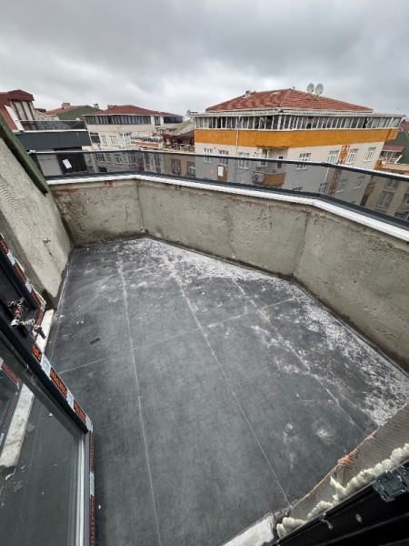 Akşemsettin Metro'ya 5 Dk 3+1 Teraslı Sıfır Satılık Daire