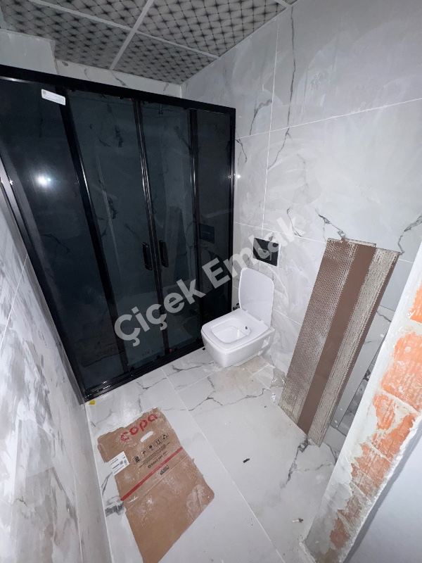 Akşemsettin'de 1+1 Arakat Sıfır Satılık Daire