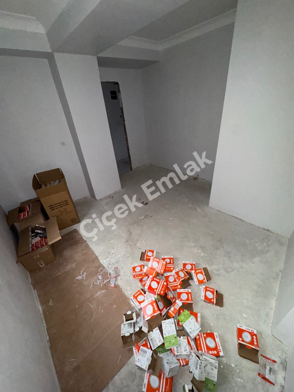 Akşemsettin'de 1+1 Arakat Sıfır Satılık Daire