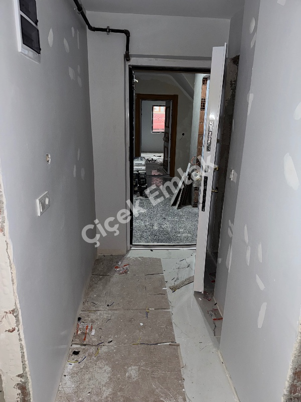 Akşemsettin'de 1+1 Arakat Sıfır Satılık Daire