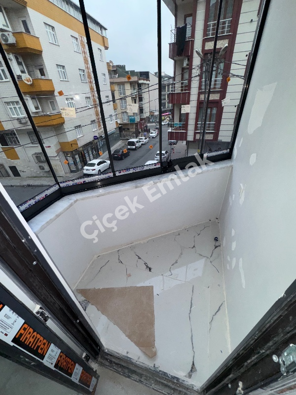 Akşemsettin'de Metro'ya Yakın 2+1 Arakat Sıfır Satılık Daire