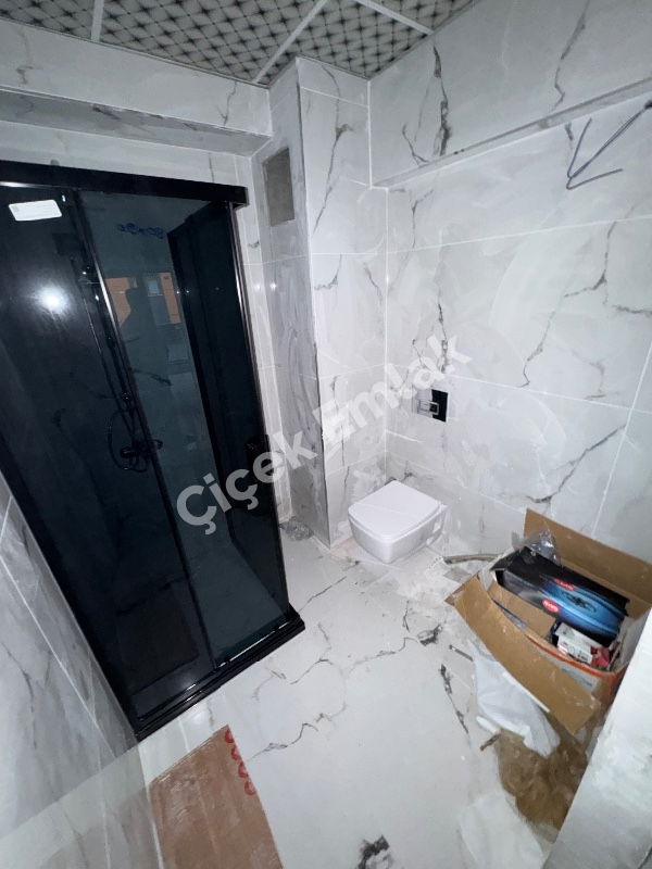 Akşemsettin'de Metro'ya Yakın 2+1 Arakat Sıfır Satılık Daire