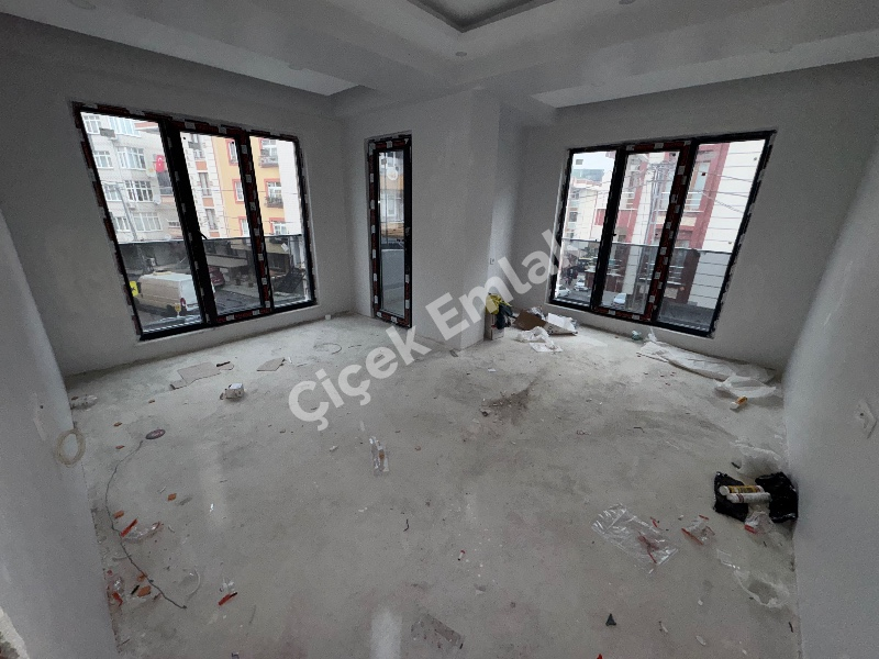 Akşemsettin'de Metro'ya Yakın 2+1 Arakat Sıfır Satılık Daire