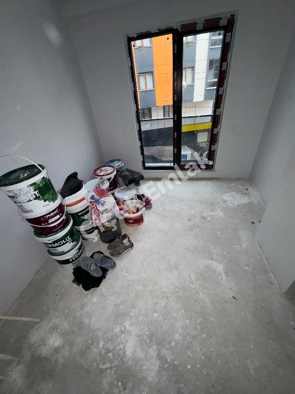 Akşemsettin'de Metro'ya Yakın 2+1 Arakat Sıfır Satılık Daire