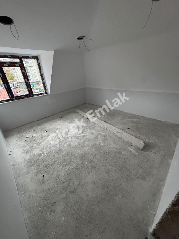 Akşemsettin Metro'ya 5 Dk 3+1 Teraslı Sıfır Satılık Daire