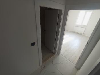 Güvenay - Çorum Ulukavak Mahallesi Fen Edebiyat fakültesi Yanı Sıfır 3+1 Kiralık Daire 