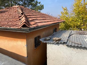 GÜVENAY - ÇORUM ÜÇTUTLAR AYARIK BAĞLARI 1273  m2 SATILIK VİLLA ARSASI