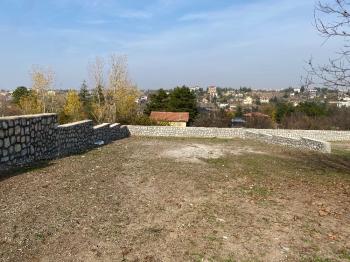 GÜVENAY - ÇORUM ÜÇTUTLAR AYARIK BAĞLARI 1290 m2 SATILIK VİLLA ARSASI