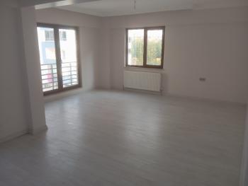 Güvenay - Çorum Buhara 5. Caddesi Arkası Altın park Sitesi 4+1 Kiralık Daire 