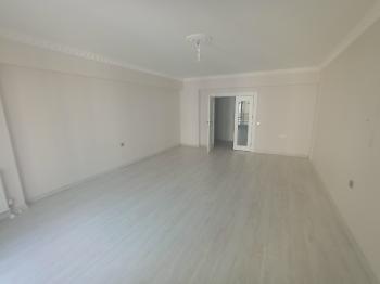 Güvenay - Çorum Buhara 5. Caddesi Arkası Altın park Sitesi 4+1 Kiralık Daire 