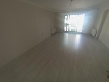 Güvenay - Çorum Buhara 5. Caddesi Arkası Altın park Sitesi 4+1 Kiralık Daire 