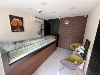 YENİŞEHİR'DE DEVREN KİRALIK İŞ YERİ