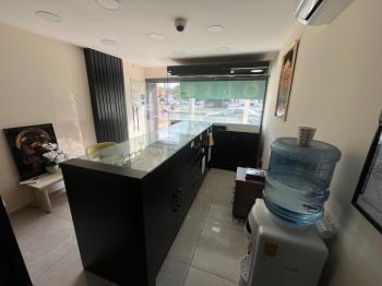 YENİŞEHİR'DE DEVREN KİRALIK İŞ YERİ