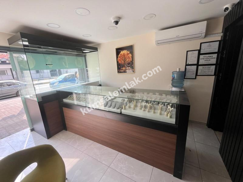 YENİŞEHİR'DE DEVREN KİRALIK İŞ YERİ