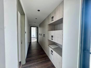 Kıbrıs Girne Ozanköy de Deniz Manzaralı  Luks 4+1 Villalar