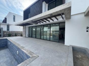 Kıbrıs Girne Ozanköy de Deniz Manzaralı  Luks 4+1 Villalar