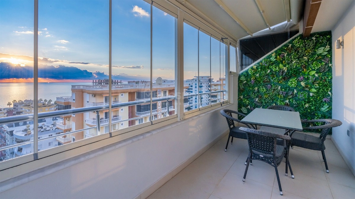 Mahmutlar’da Deniz Manzaralı Dubleks