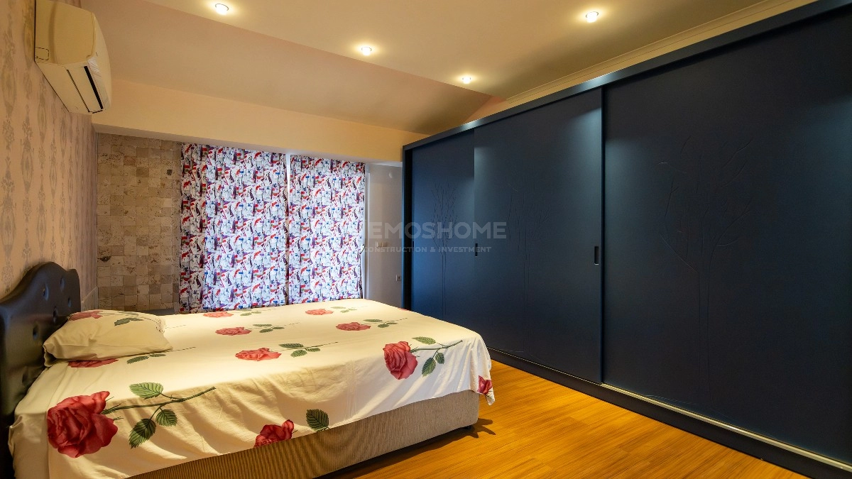 Crystal Garden Cikcilli