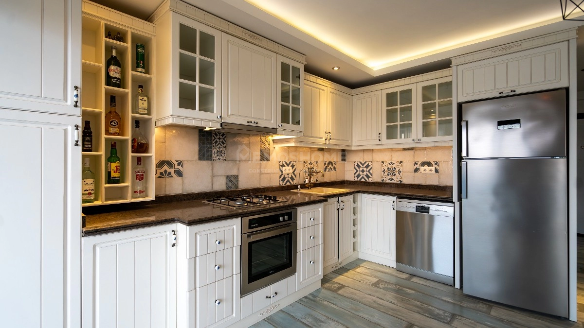 Crystal Garden Cikcilli