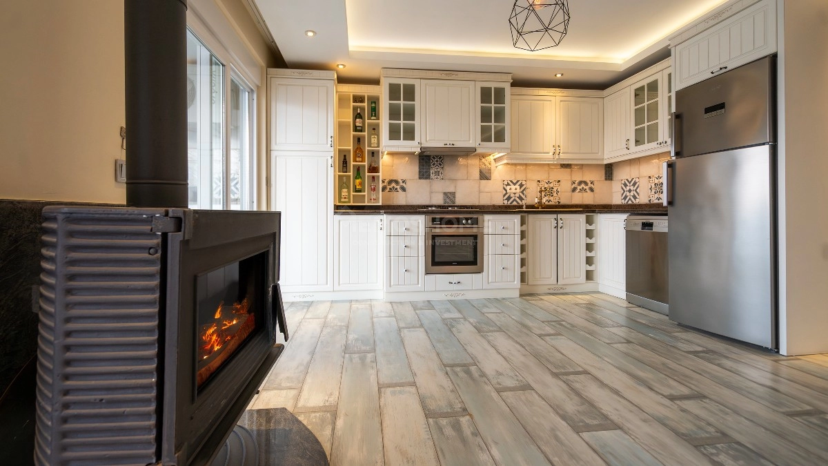 Crystal Garden Cikcilli