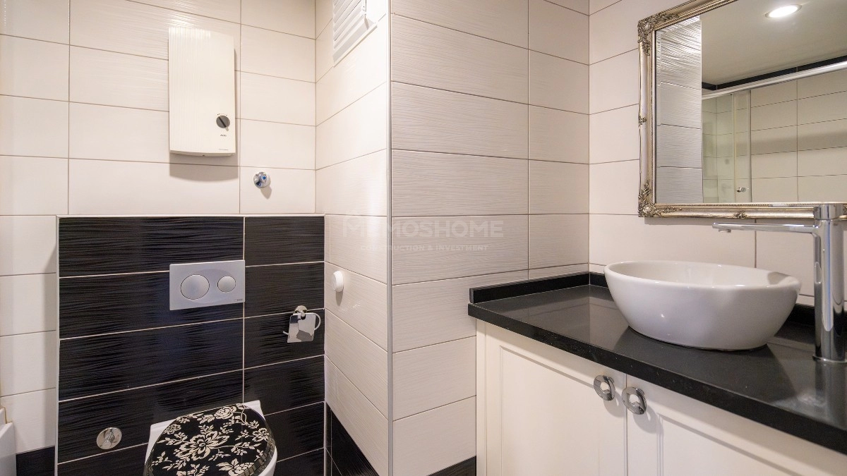 Crystal Garden Cikcilli