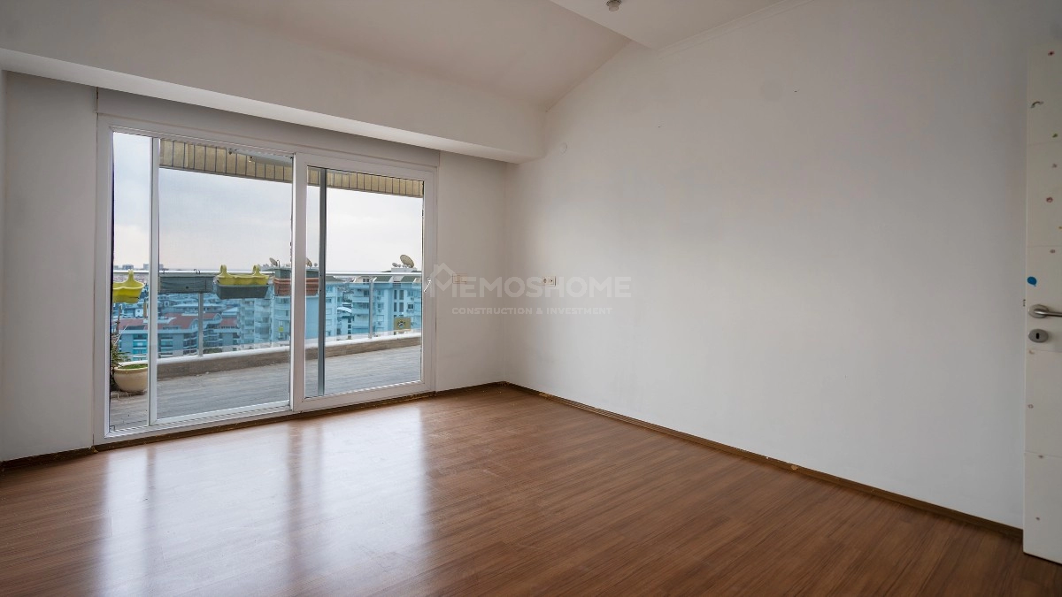 Crystal Garden Cikcilli