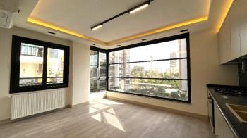 Elmas’tan 50.Yıl’da Yatay Mimari Lüks Concept Sıfır 2+1