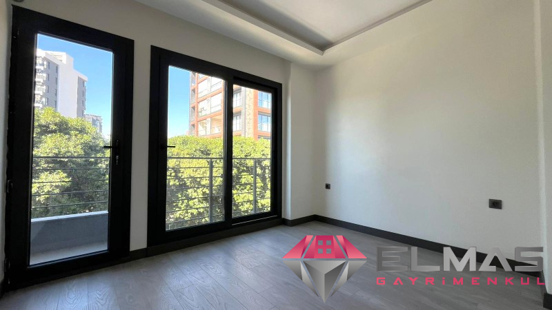 Elmas’tan 50.Yıl’da Yatay Mimari Lüks Concept Sıfır 2+1