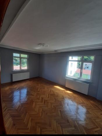 3+1 geniş M2 yeşillikler icinde balkonlu daire